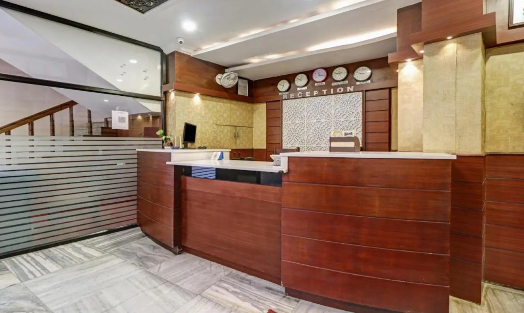Treebo Darwesh Residency - 500m from Railway Station