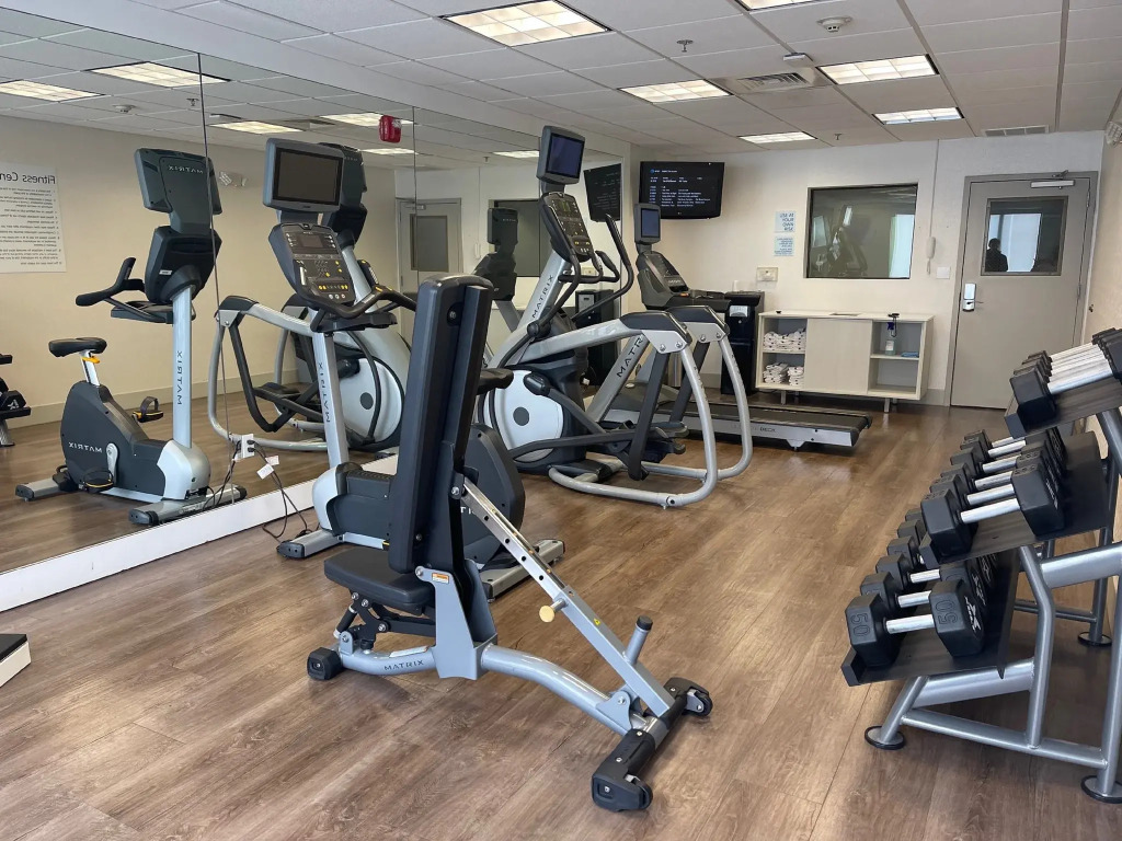 Holiday Inn Express & Suites Junction City by IHG