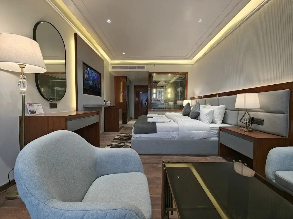 The Mirage A Luxury Boutique Hotel