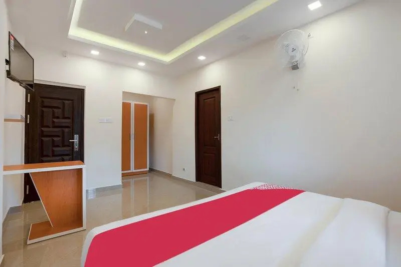 Hotel Fathima Palace