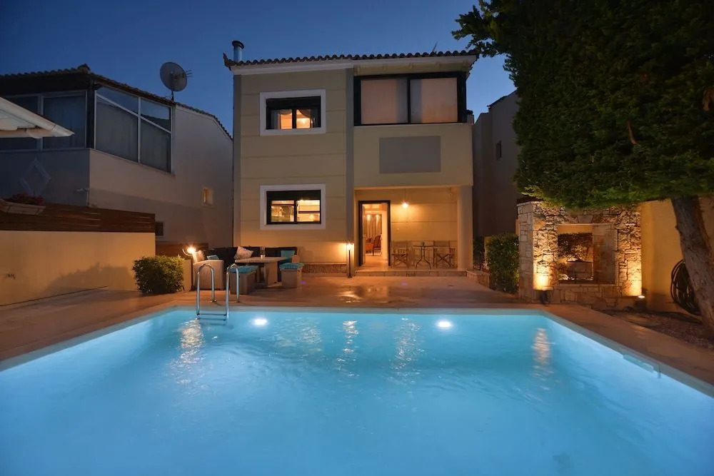 Elegant Villa by B&E
