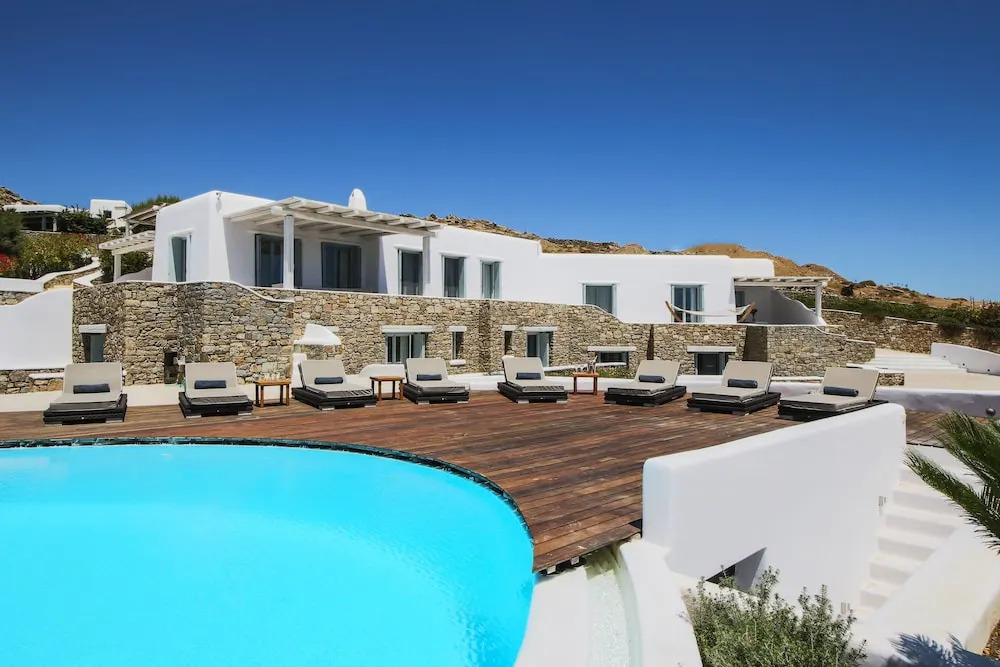 Bluewave Villa