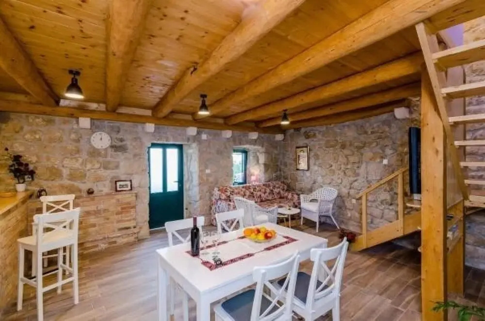 Villa Luciana - Two Bedroom Villa With Swimming Pool and Sea View ID Direct Booker 7957