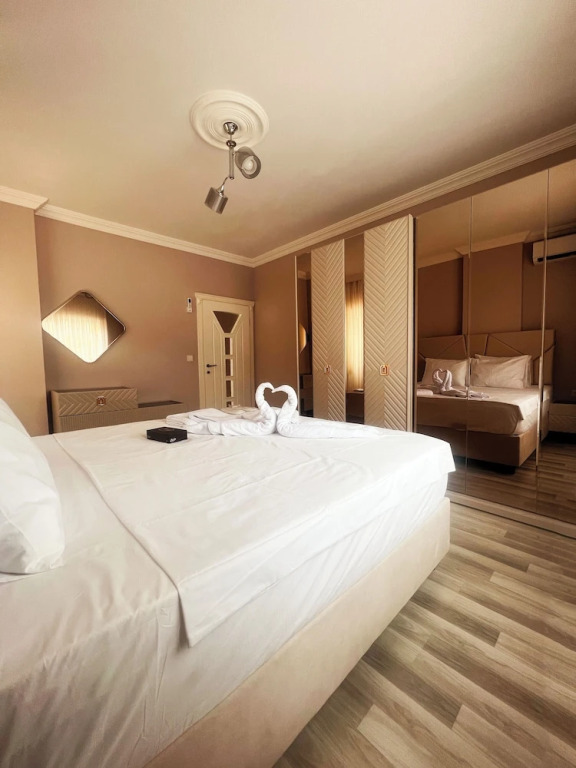Seabird Suite Apart Hotel