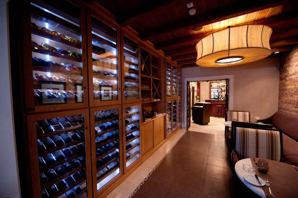 Опера Отель - The Leading Hotels of the World