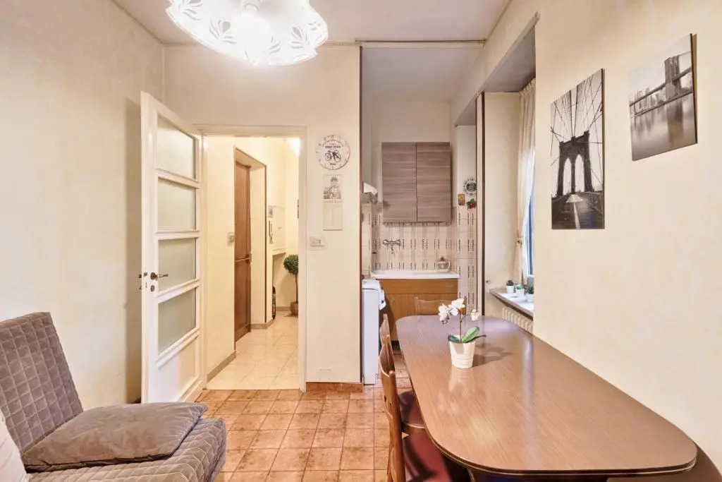 Torino Subway Apartment
