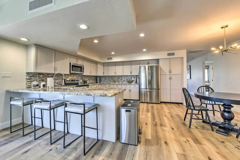 Updated Tempe Home < 3 Mi to ASU Campus!