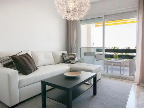 Apartment Lorcrisur by Interhome