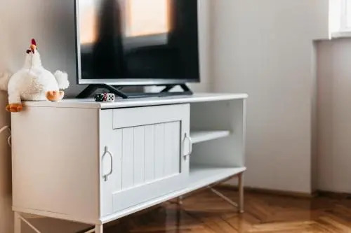 Bond Apartment