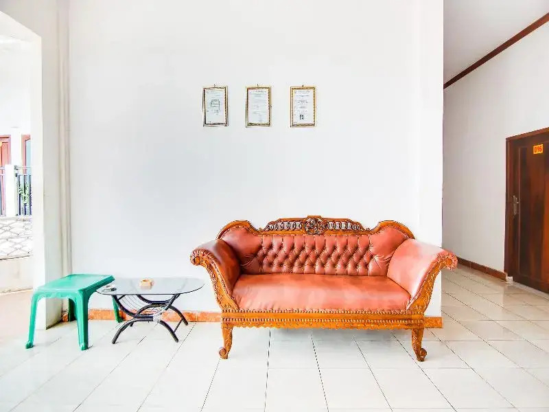 OYO 91063 Kost Bunga