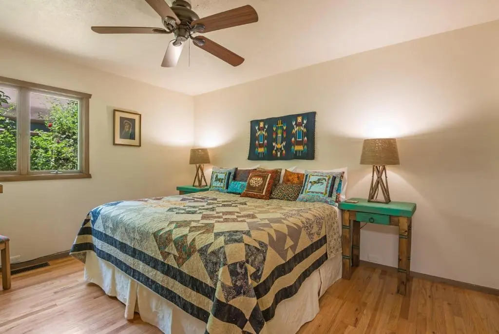 2 Bedroom - 10 Min. Walk to Plaza - Alegre