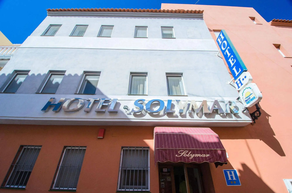 Отель Solymar