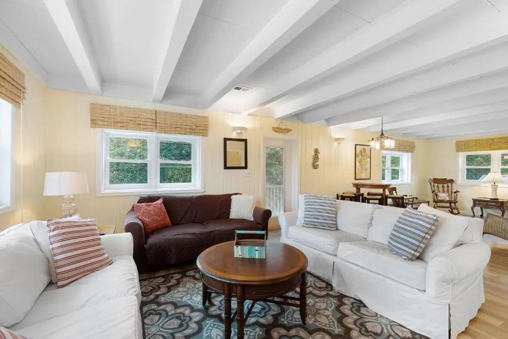612 E Ashley - Shore Beats Work - 4 Bedrooms