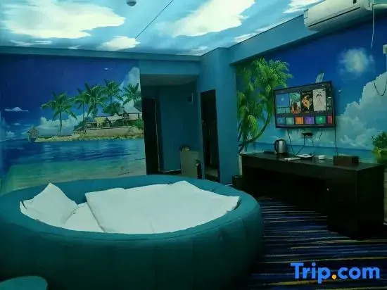 Langqin Themed Homestay (Baolong Plaza)