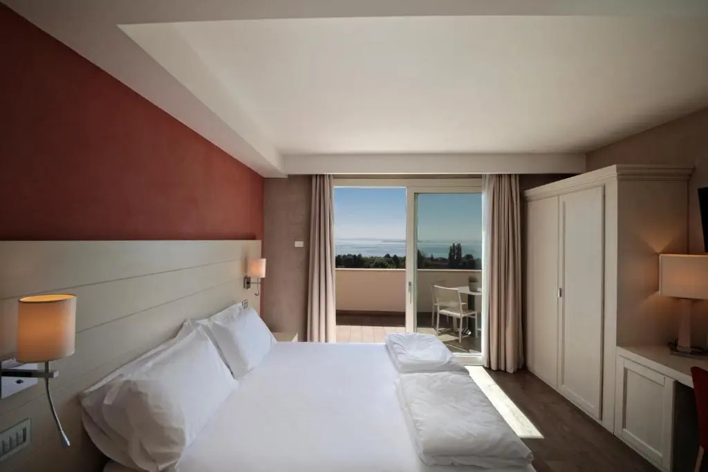 H2O ROOMS