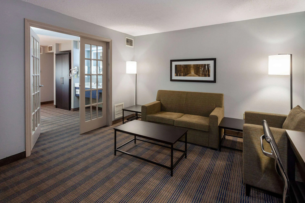 AmericInn by Wyndham Peoria