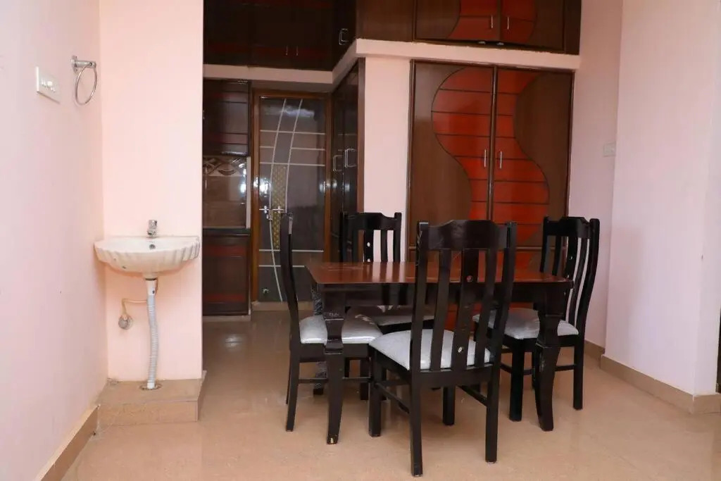 SLS Homestay