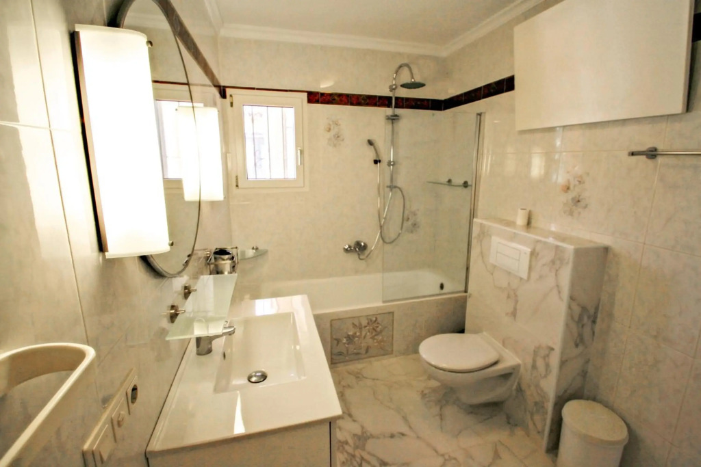 Samina - holiday home with stunning views and private pool in Benissa