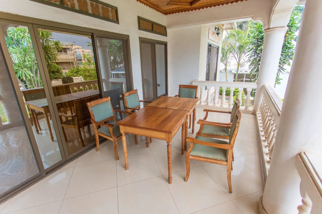 IRIS Guesthouse