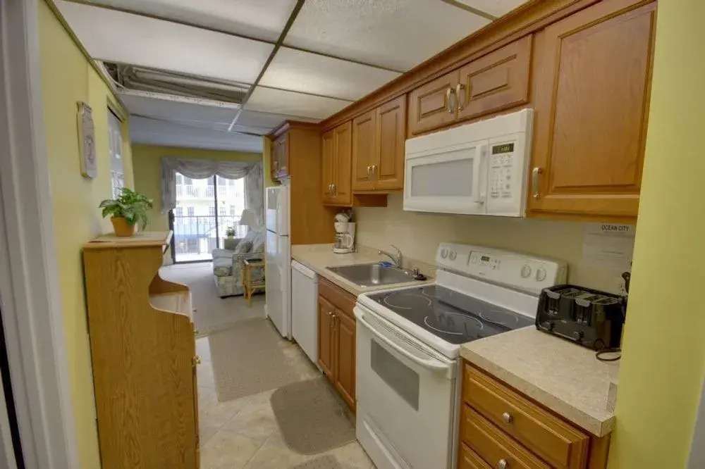 Decatur House 304 - 1 Br Condo