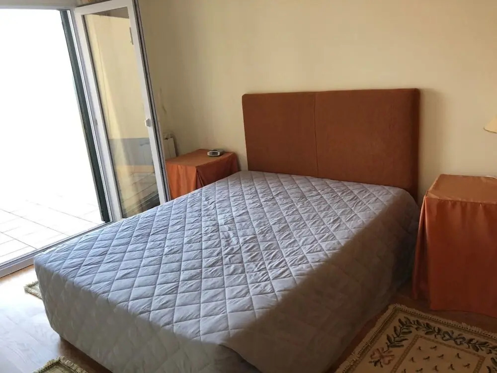 Pdelgada 3-bed House, Sleeps 6, Parking & Sea View
