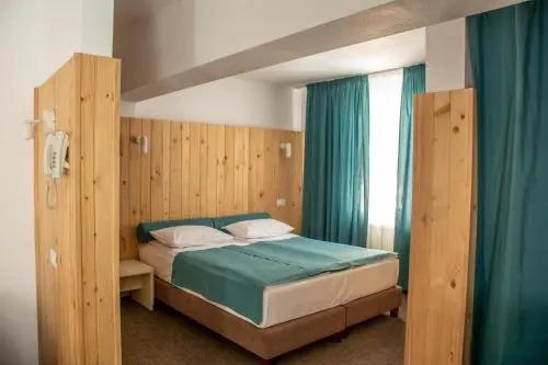 Complex Hotelier COTA O MIE