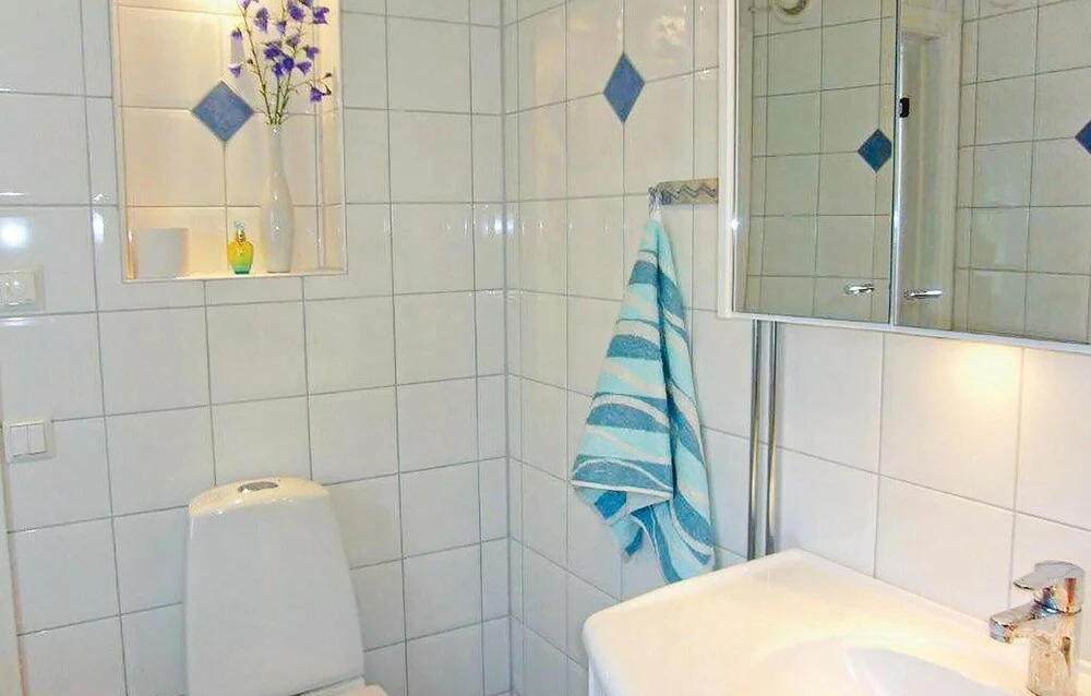 2 Bedroom Cozy Home In Hyltebruk