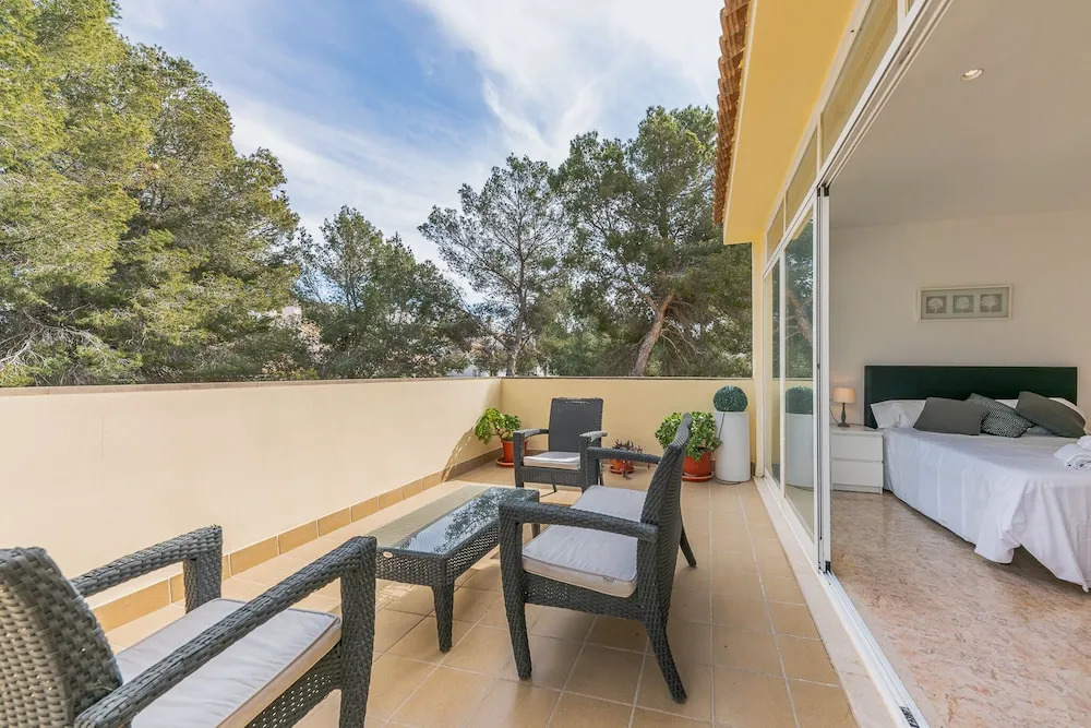 Villa Bahía de Palma - Family Only
