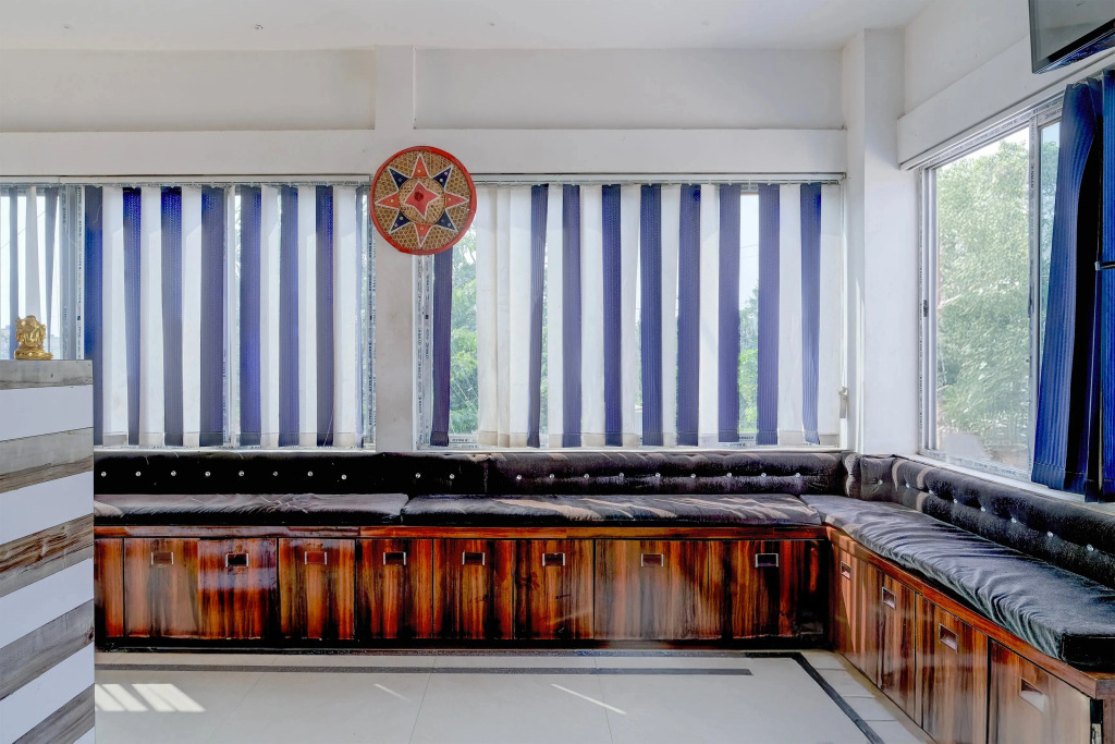 Hotel O Lakhi Guest House