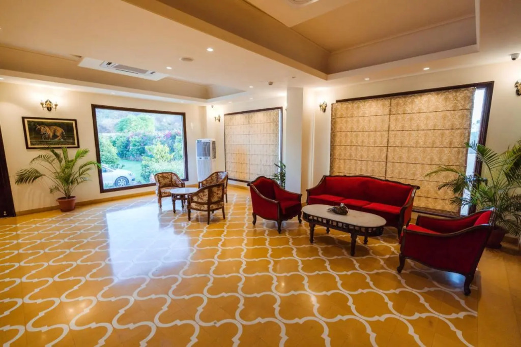 WelcomHeritage Mount Valley Resort Ranthambore