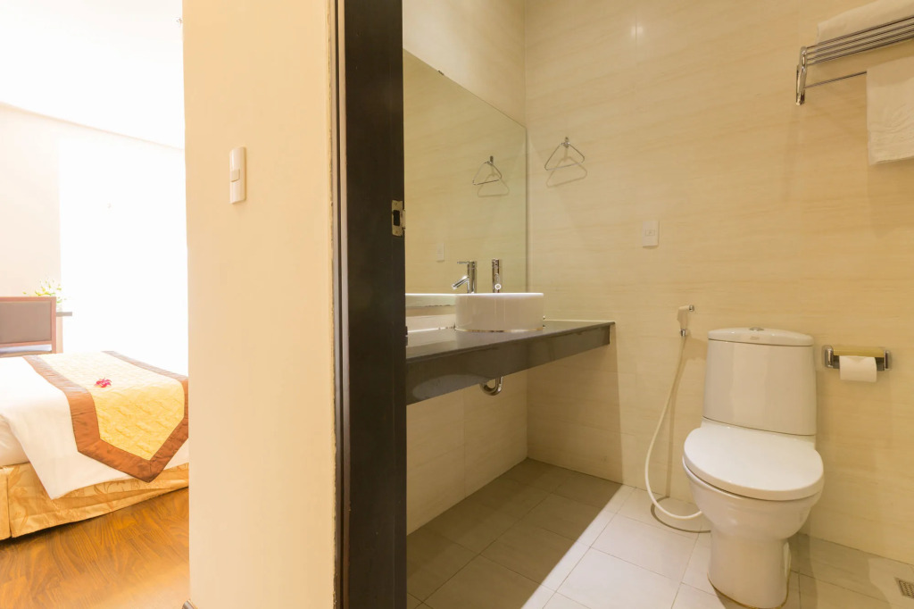 Happy Life Hotel District 7 Gần SECC
