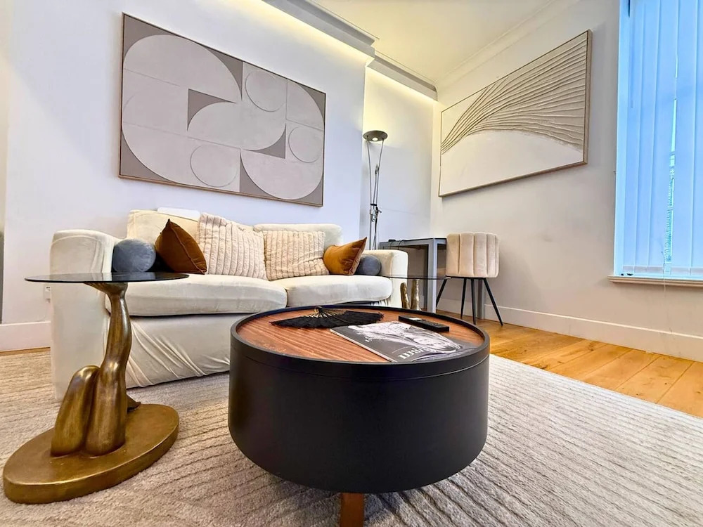Luxurylondonstays - Cosy Mayfair Hideout on Prestigious Street