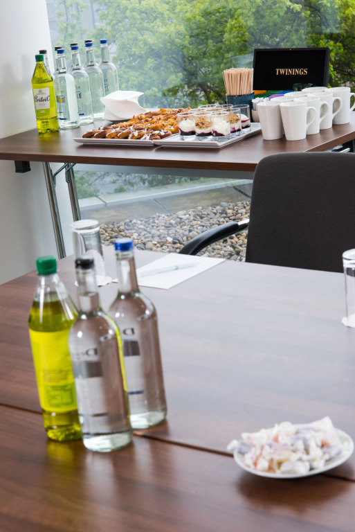 Holiday Inn London West by IHG