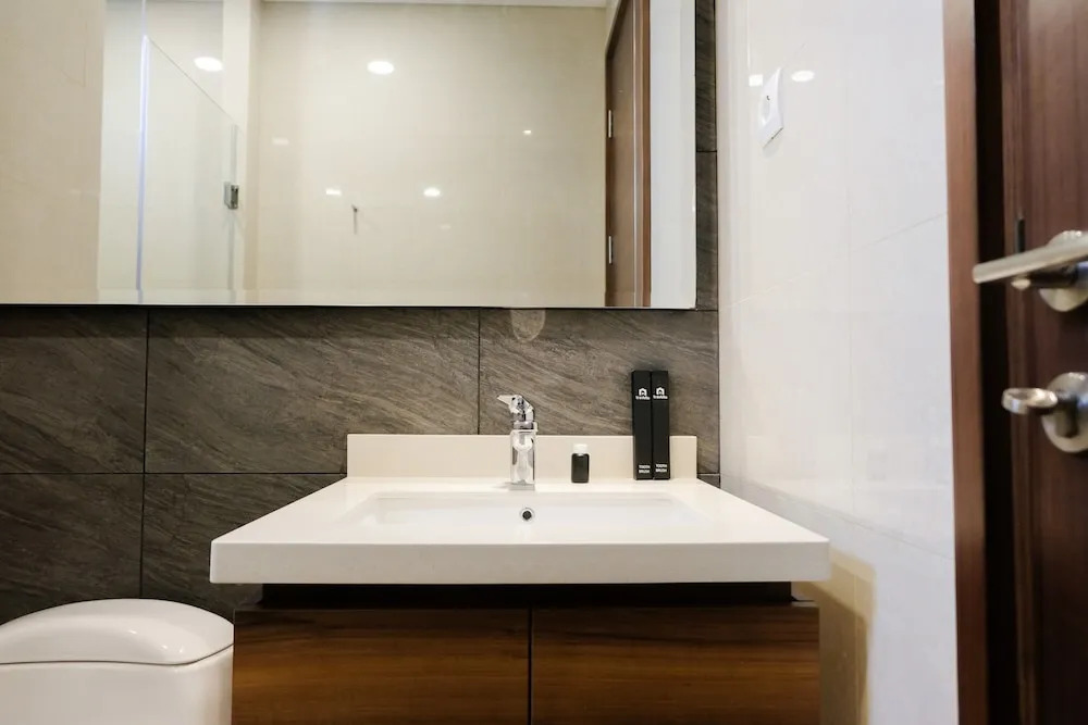 Luxurious 1Br at Marigold Nava Park Apartment