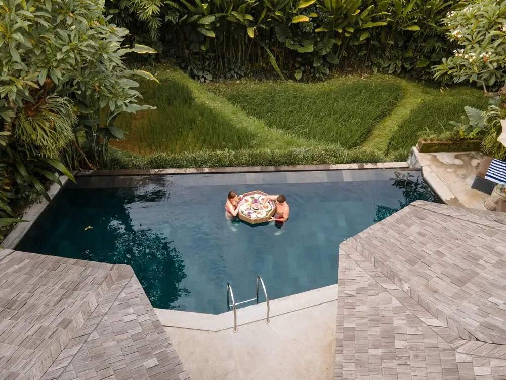 The Sender Pool Suites