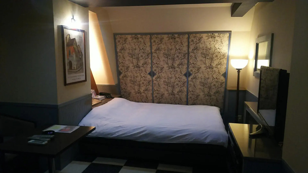 Hotel Sting