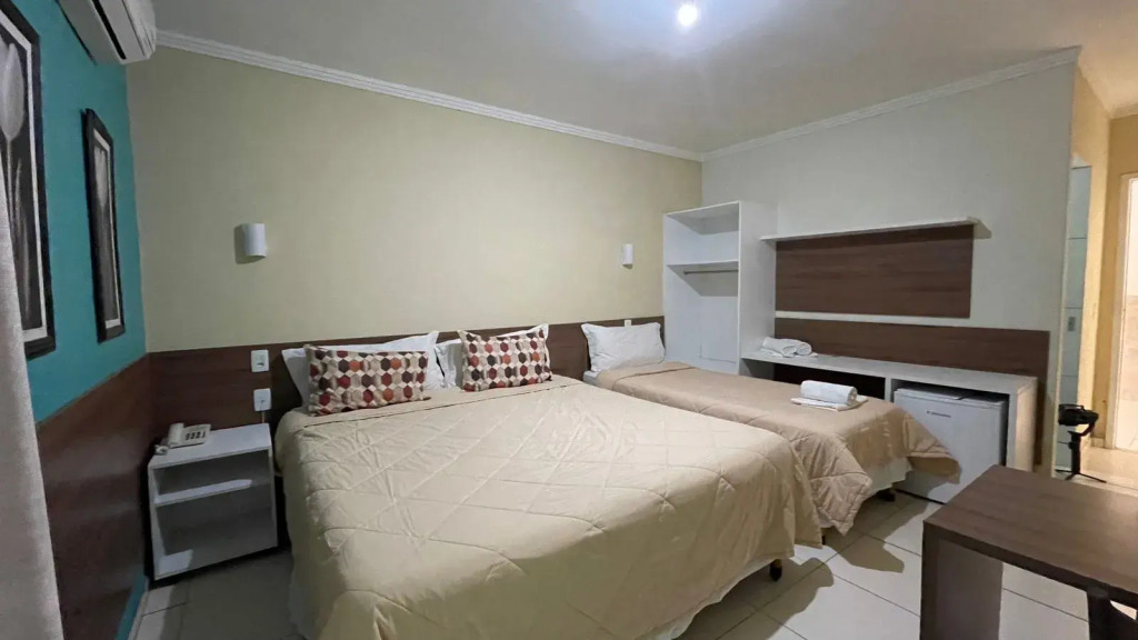 Una Hotel