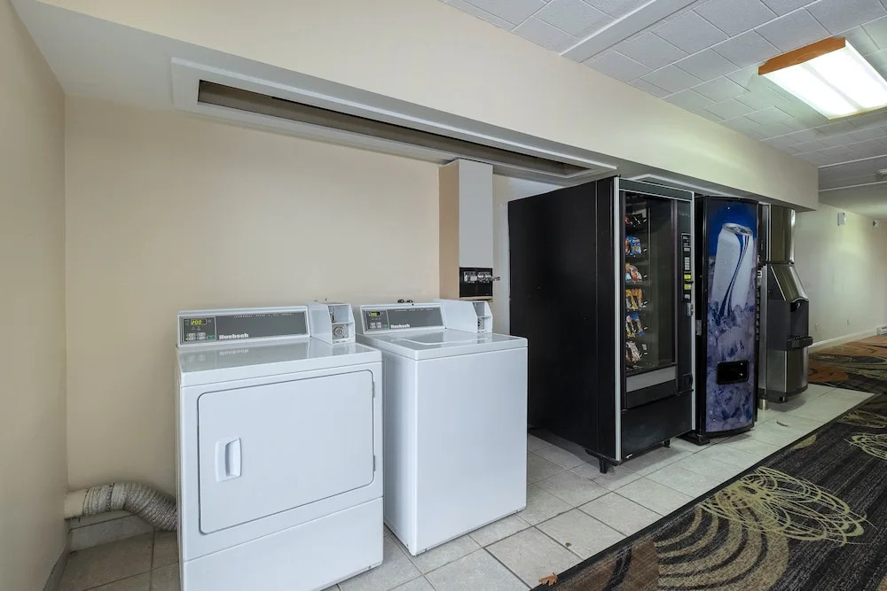 Best Western Genetti Inn & Suites