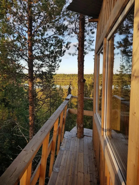 Aurora Lodge