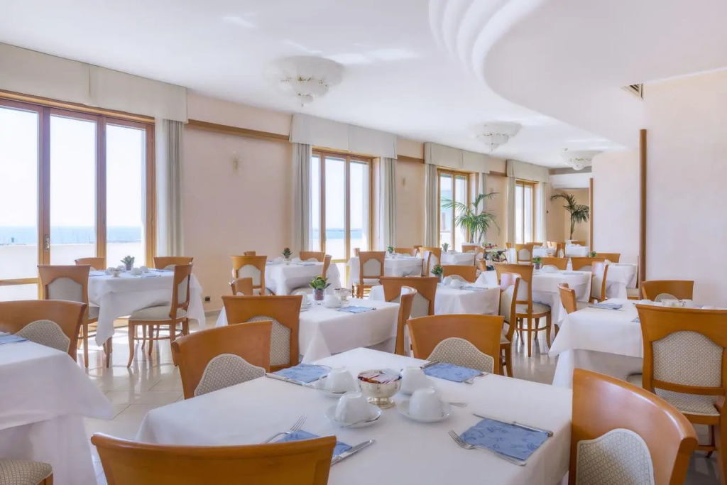Astura Palace Hotel