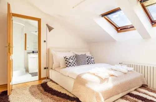 4BR 3BATH BALCONY central Harry Potter penthouse