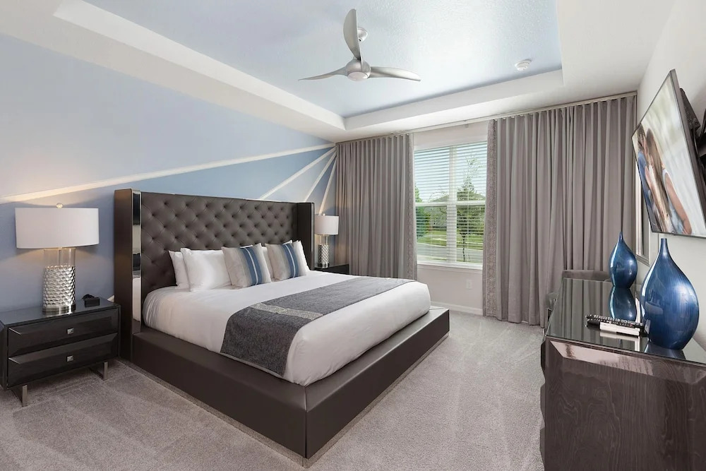 Sr013v: 9 Bed, Avengers, Frozen, Ping Pong
