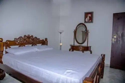 Sharta Unawatuna Hostel