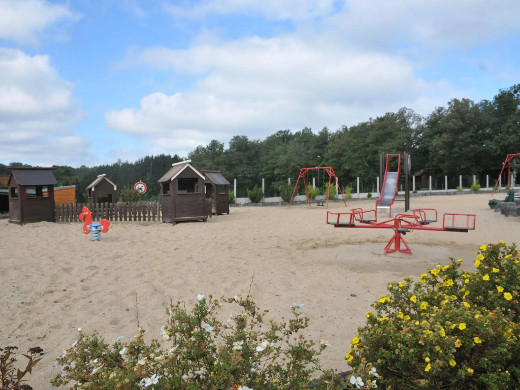 Modern cottage with microwave, 15 km from Durbuy