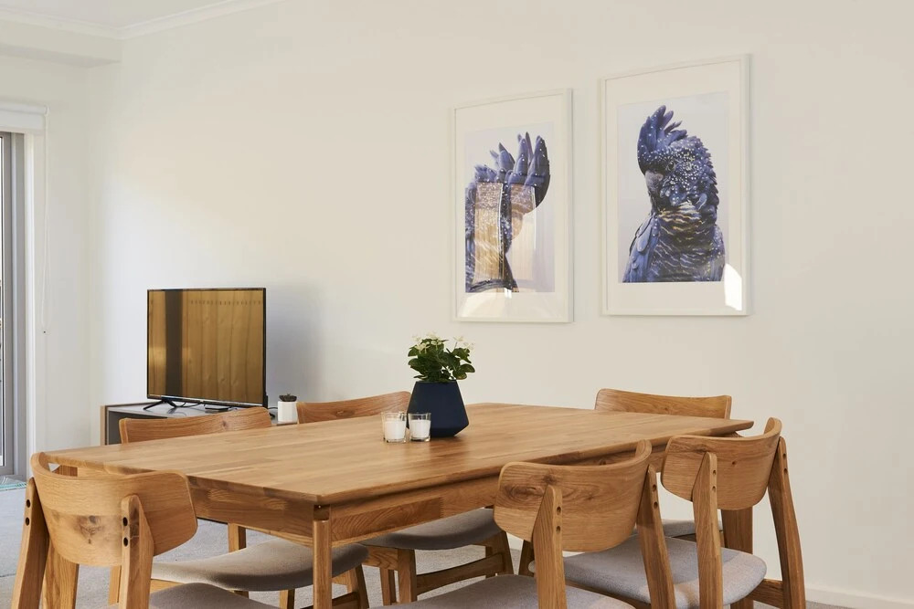 Spacious and Bright 1 Bedroom Apartment