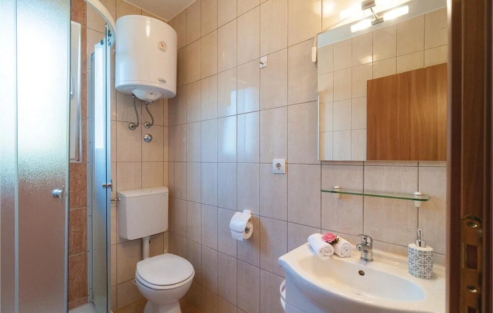 Nice Apartment in Supetar With 1 Bedrooms and Wifi