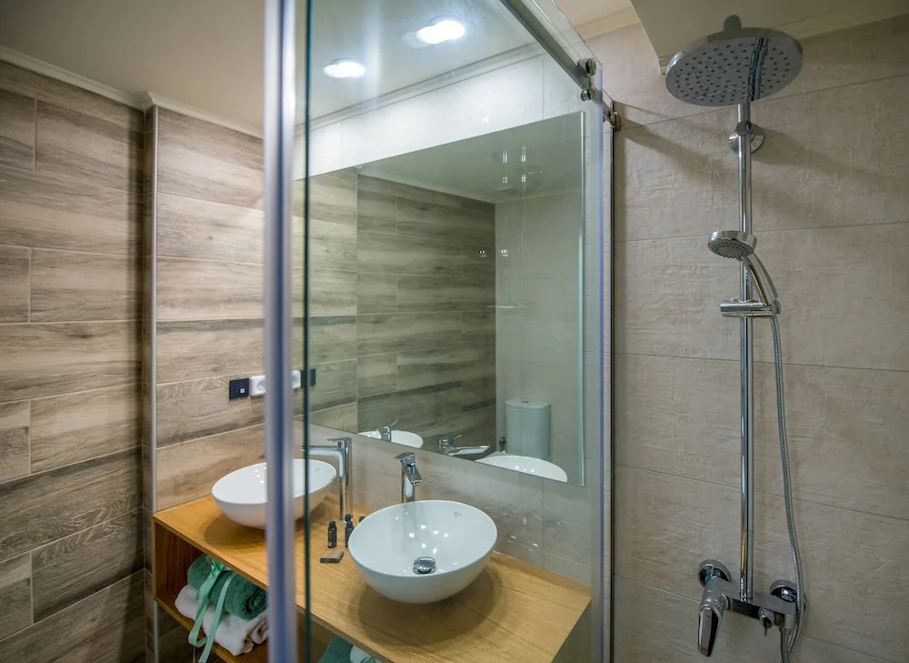 Incognito Creta Luxury Suites and More