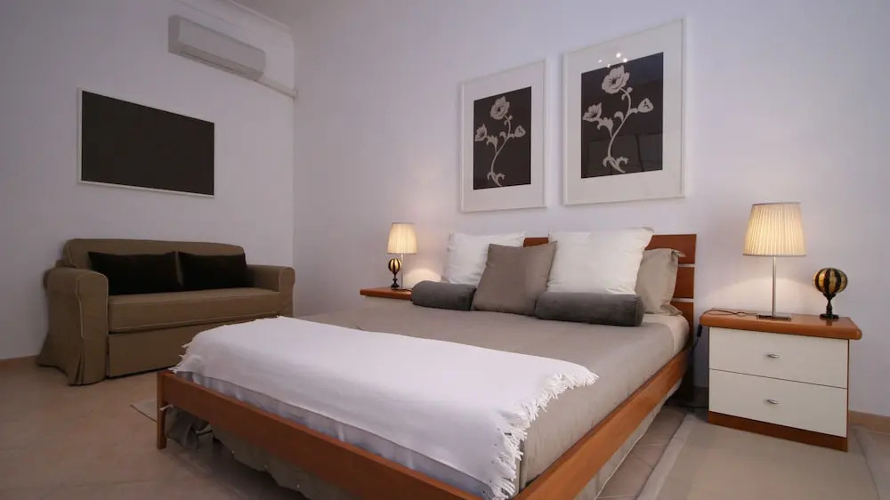 Rental In Rome Red And White Apartment