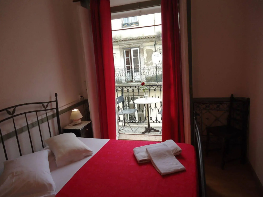 New Aljubarrota Guest House