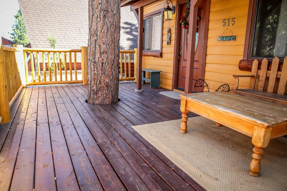 Cinnamon Bear - 2 Br cabin by RedAwning